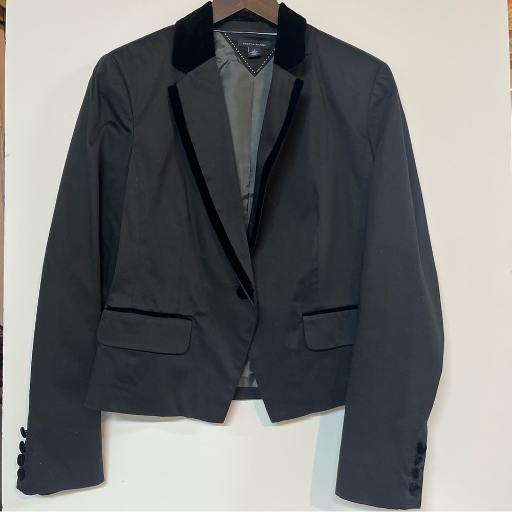 Women’s Size 8 Tommy Hilfiger Black Blazer Suit Jacket With Shoulder Pads